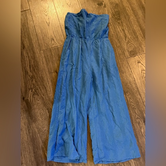 Lulu’s strapless embroidered jumpsuit - Picture 5 of 8